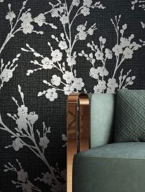 Prado Black Flower